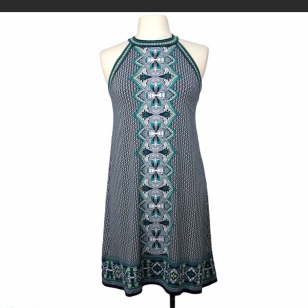 NWOT XS Max Studio halter dress